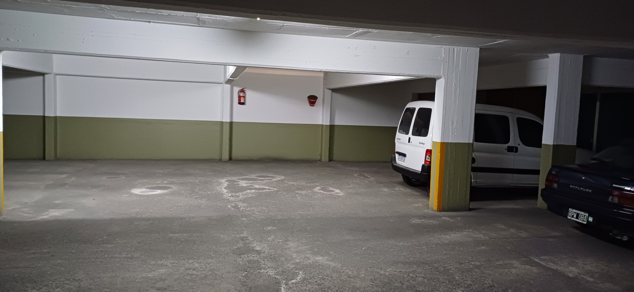 VENTA COCHERA ZONA CENTRO