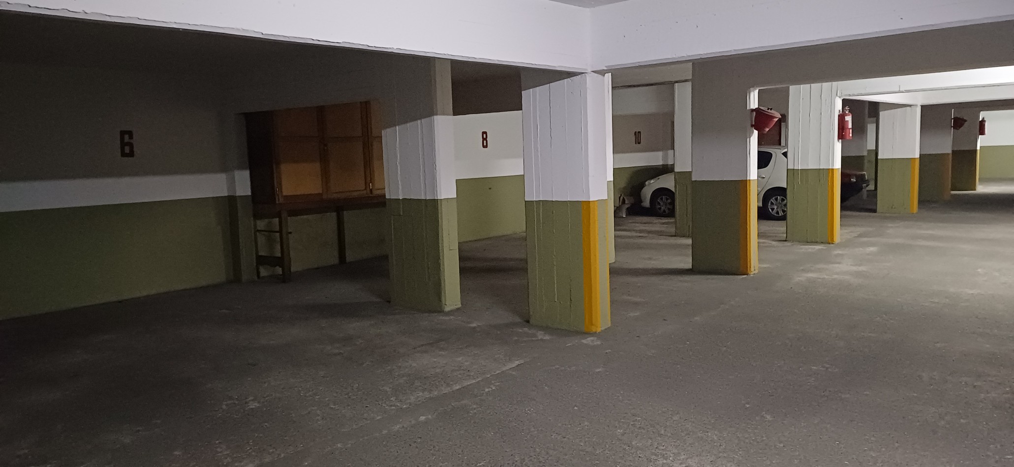 VENTA COCHERA ZONA CENTRO