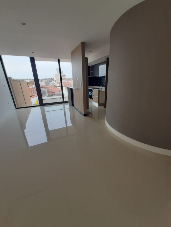 DEPARTAMENTO DE 2 AMB A ESTRENAR