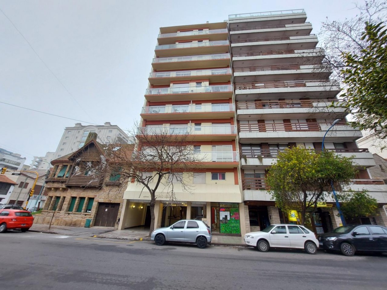 Departamento en venta 2ambientes, con cochera