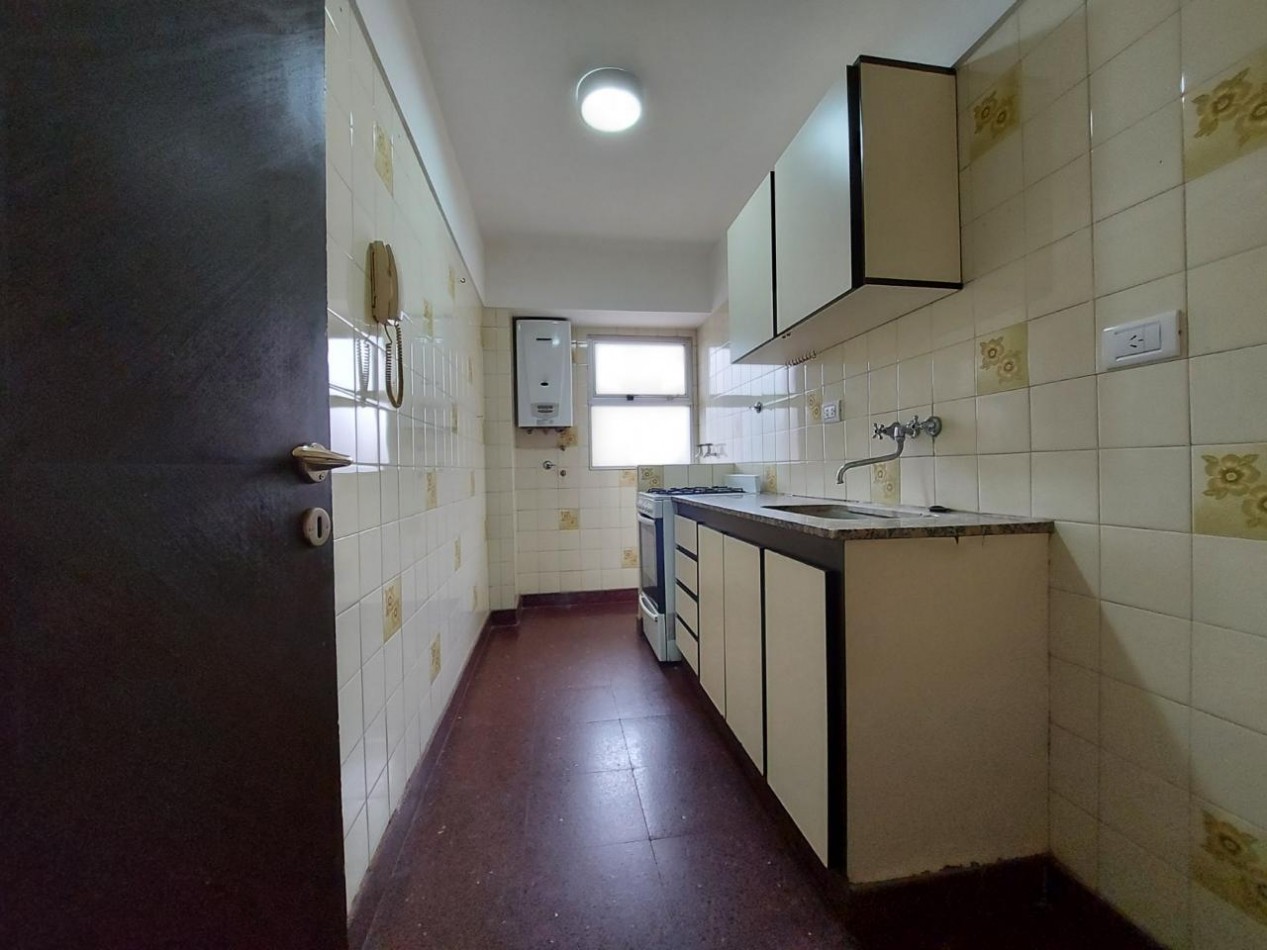 Departamento en venta 2ambientes, con cochera