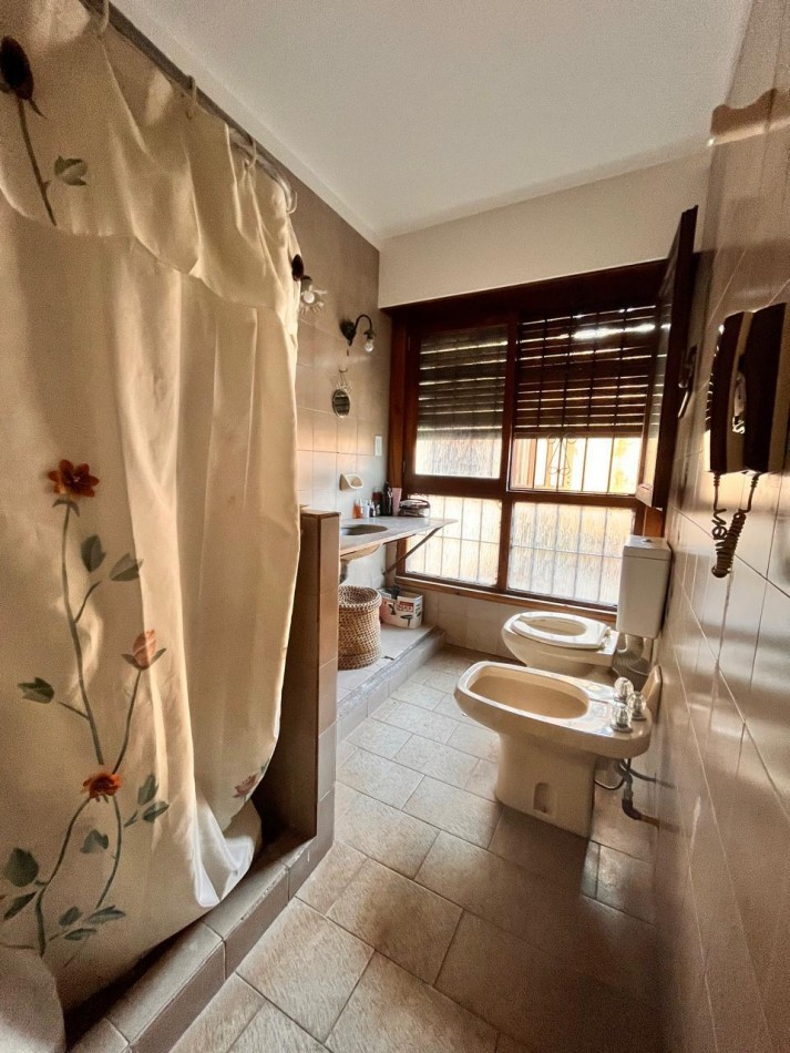 CASA A LA VENTA
