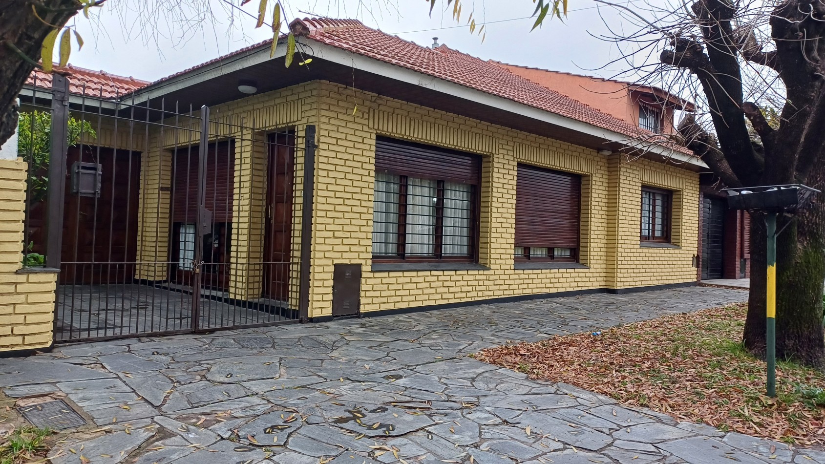 CASA A LA VENTA