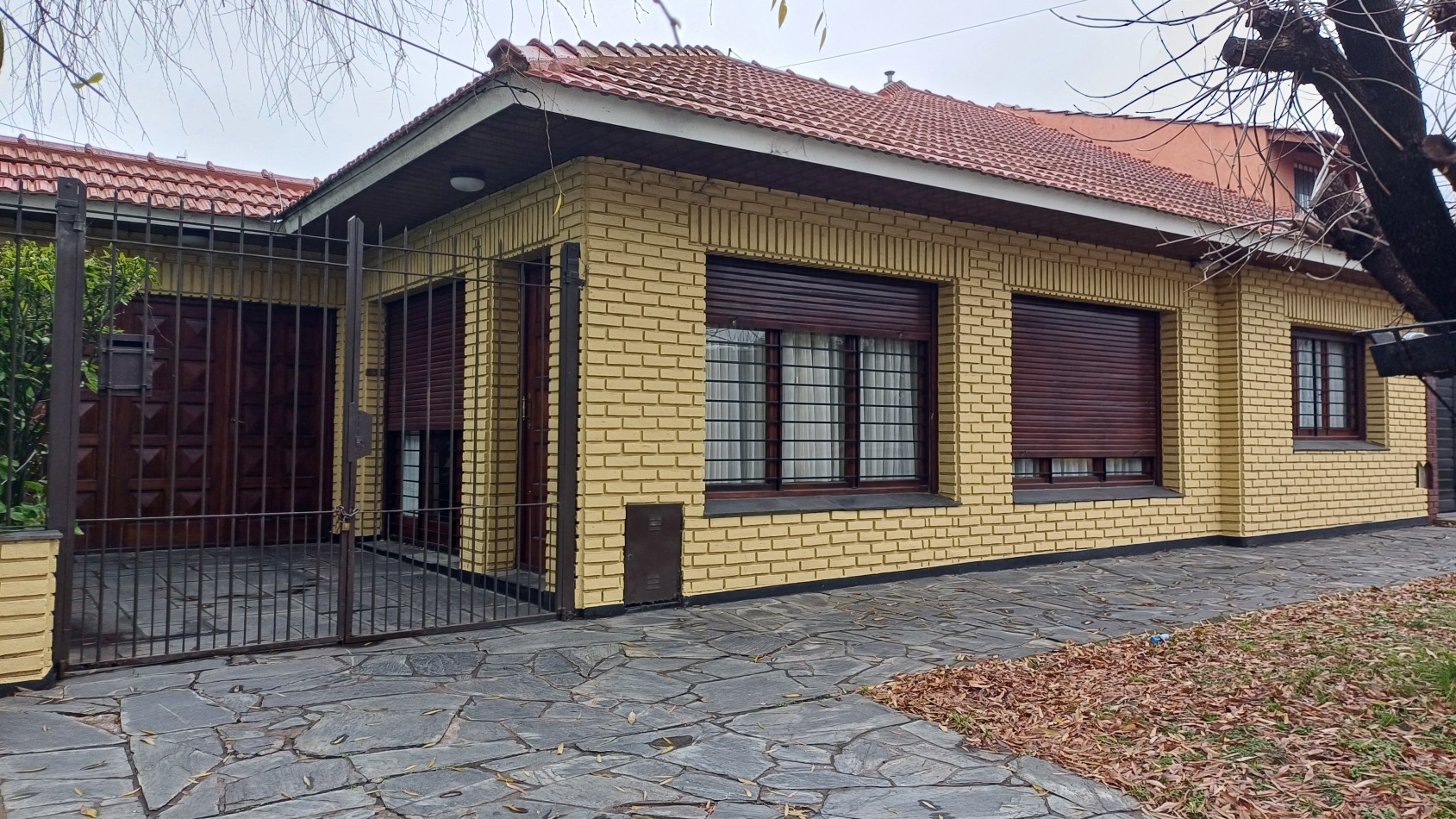 CASA A LA VENTA