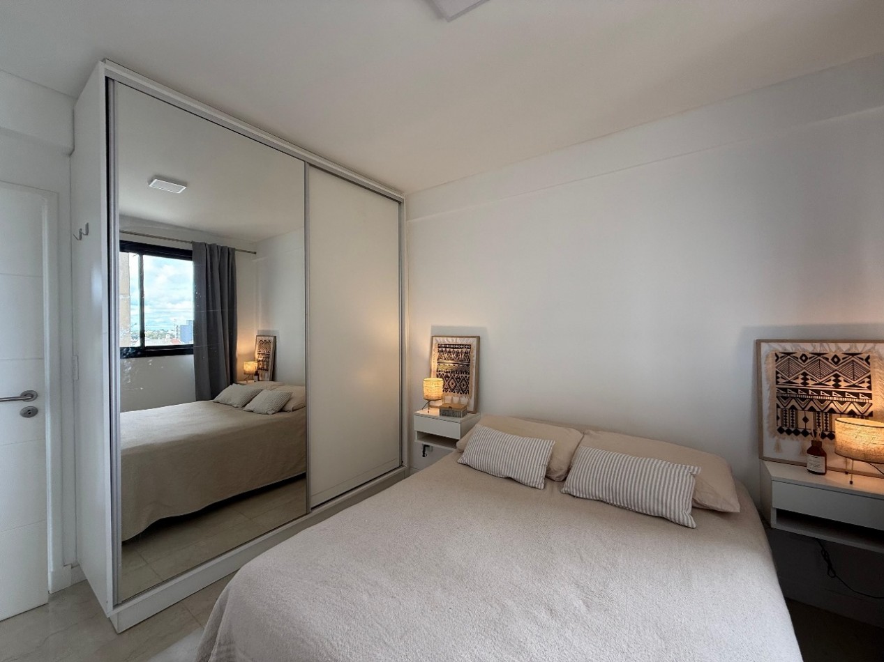 VENTA SEMIPISO DE 2 AMBIENTES CON COCHERA