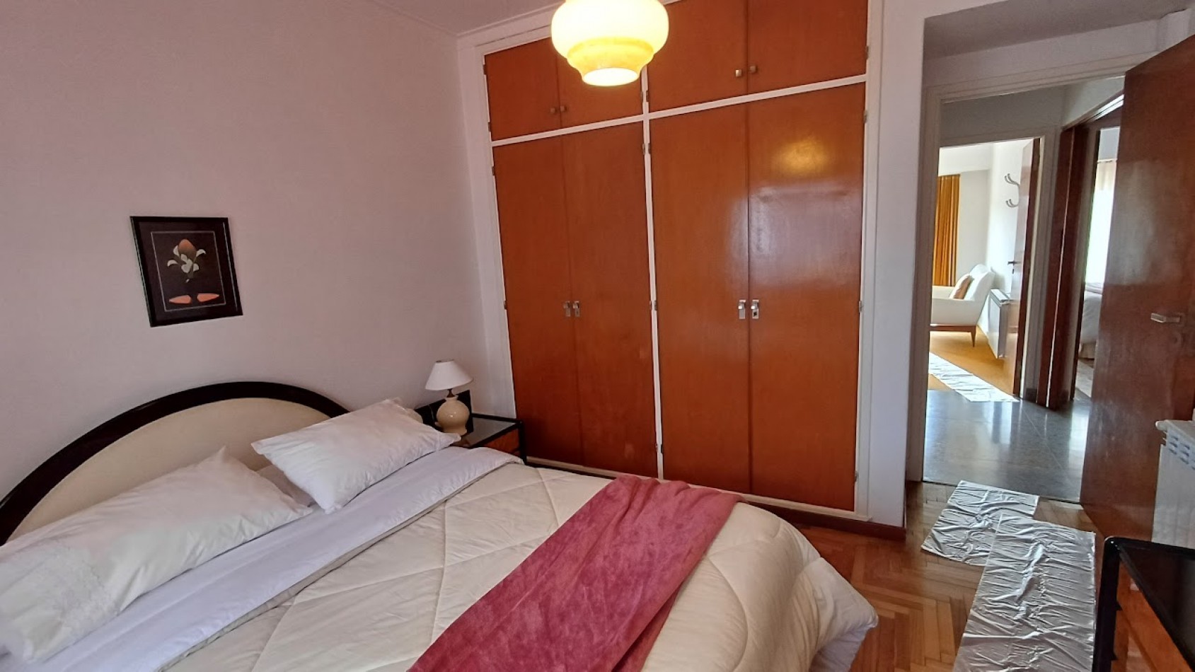 CASA CON LOCAL A LA VENTA 