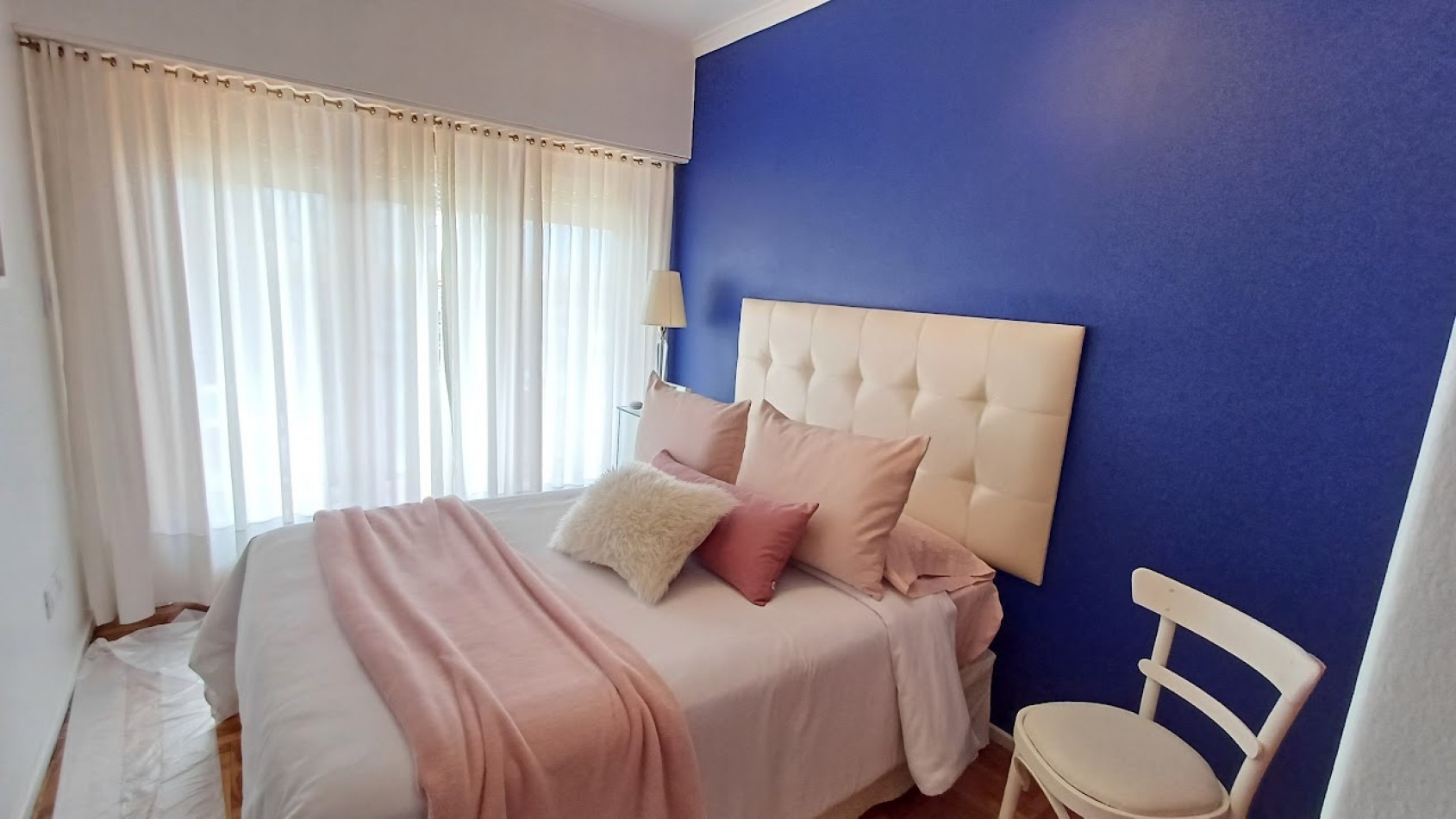 CASA CON LOCAL A LA VENTA 