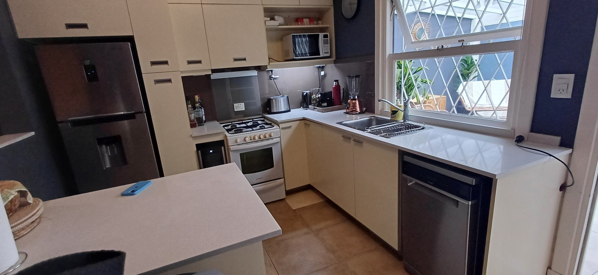 VENTA PH 3 AMB CON PILETA