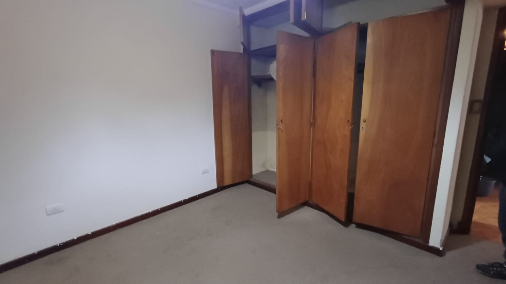 ALQUILER 24 MESES CASA CON DEPOSITO