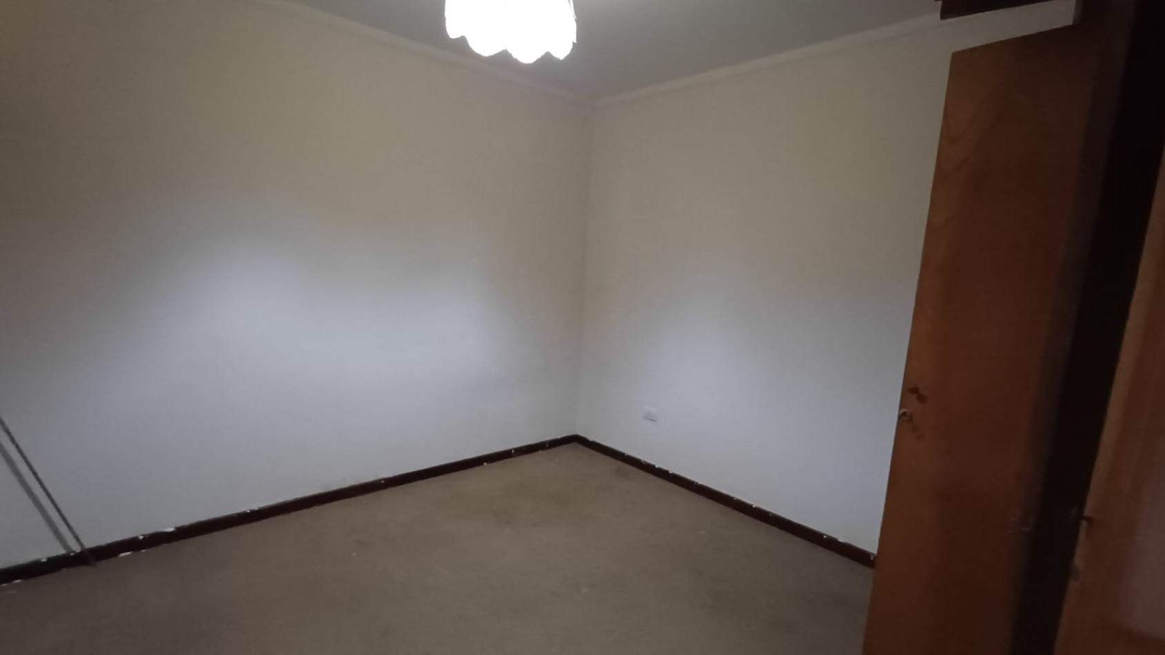ALQUILER 24 MESES CASA CON DEPOSITO