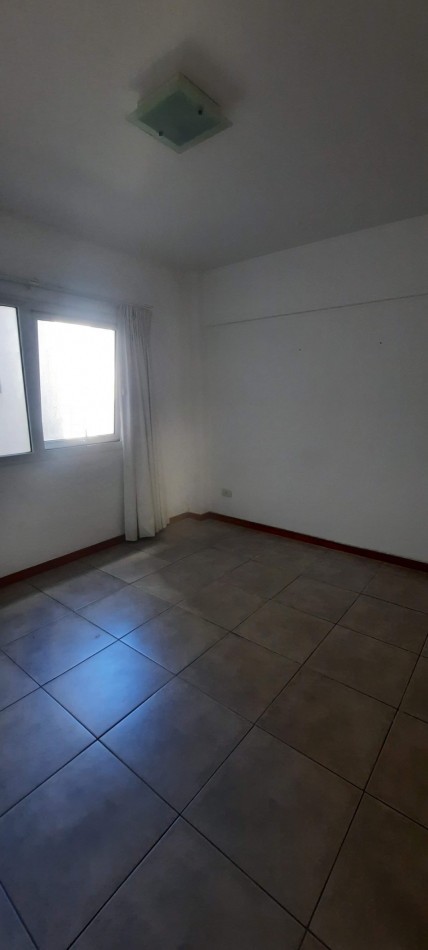 Venta departamento 2 amb c/cochera