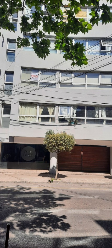 Venta departamento 2 amb c/cochera